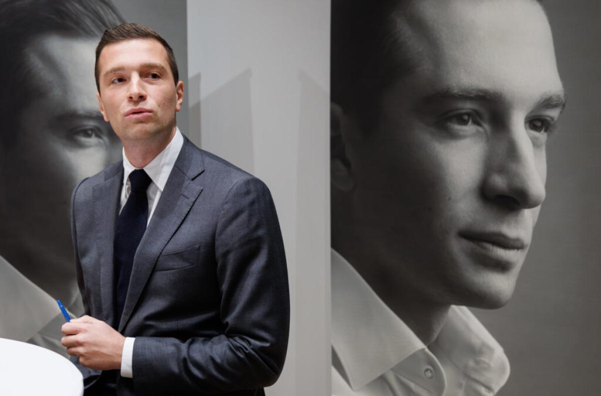 Tojással dobták meg Jordan Bardellát, néhány nappal korábban liszttel támadtak rá