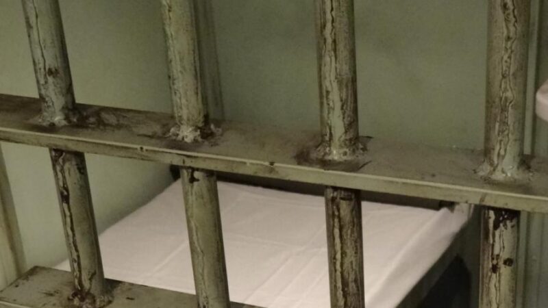 Börtönben karácsonyozott az ír tanár, mert nem volt hajlandó fiúnak nevezni a lányt