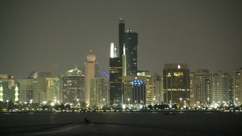 Kreml: Abu-Dzabiban lesz az első orosz-ukrán-amerikai háromoldalú tárgyalás