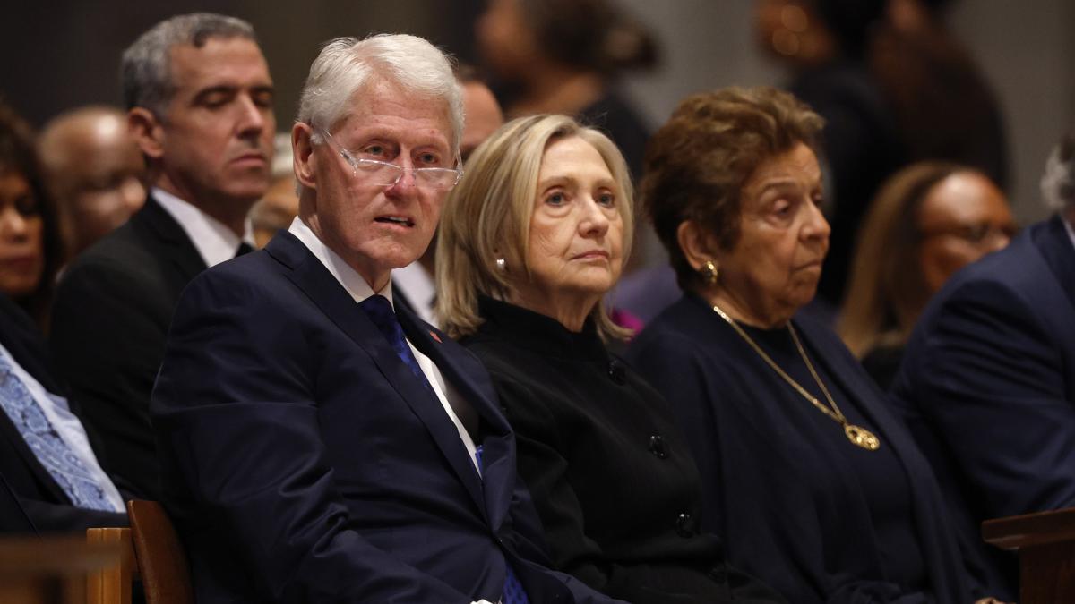 A Clinton házaspár megtagadja a tanúvallomást az Epstein-ügyben