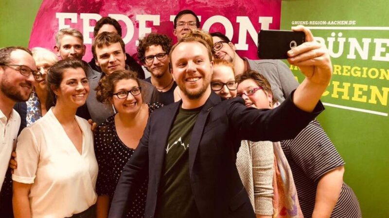 Daniel Freund: Orbán Viktor veresége erősítené az Európai Uniót és világszintű fordulatot hozna