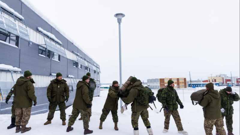 Kanada nem hagyományos hadviselési forgatókönyvet vizsgál egy elképzelt amerikai támadás esetére