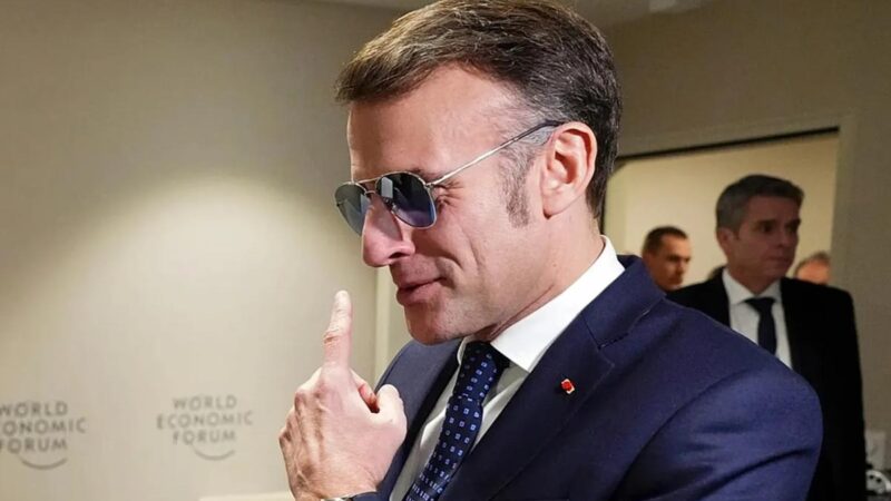 Mindössze 19 szavazat mentette meg a francia kormányt a bukástól