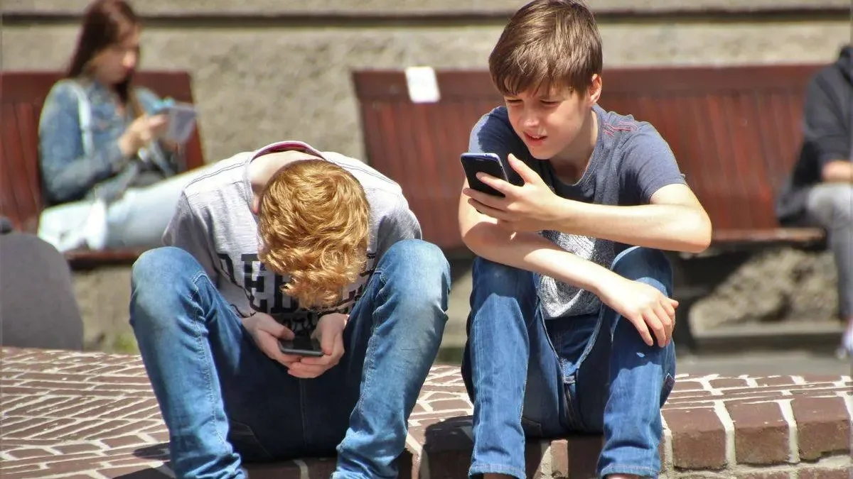 A Meta félmillió ausztrál tinédzser fiókját zárolta az új közösségimédia-szabályozás óta