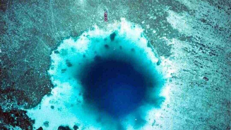 Több mint 1700 vírust fedeztek fel a világ legmélyebb tengeri kék lyukában