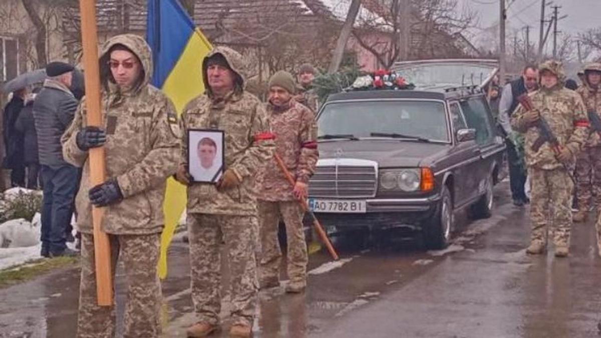 Meghalt egy szívbeteg, családja szerint többször felmentett kárpátaljai magyar, akit az ukránok erőszakkal soroztak be