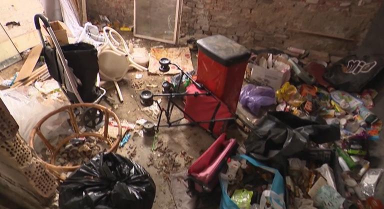 Karácsony óta fagyoskodott három gyerek egy romos házban Kőbányán, víz és áram nélkül szenvedtek