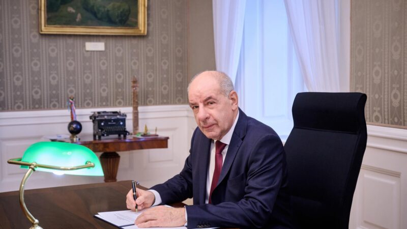 Sulyok Tamás kiírta a választás időpontját