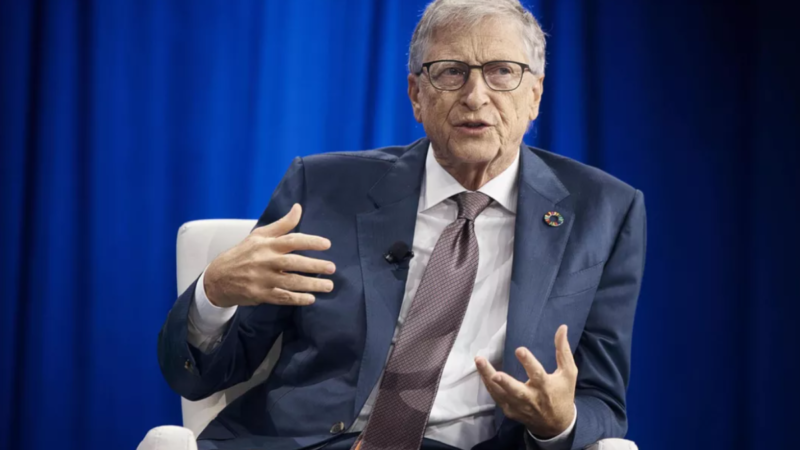 Bill Gates közölte, hogy megbánt minden percet, amit Epsteinnel töltött