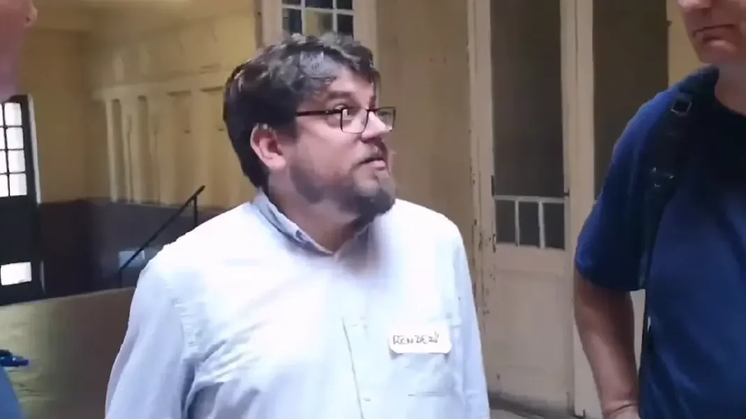 Elismerték: a rendőrségnek tart érzékenyítést a Háttér Társaság nevű LMBTQ-szervezet – videóval