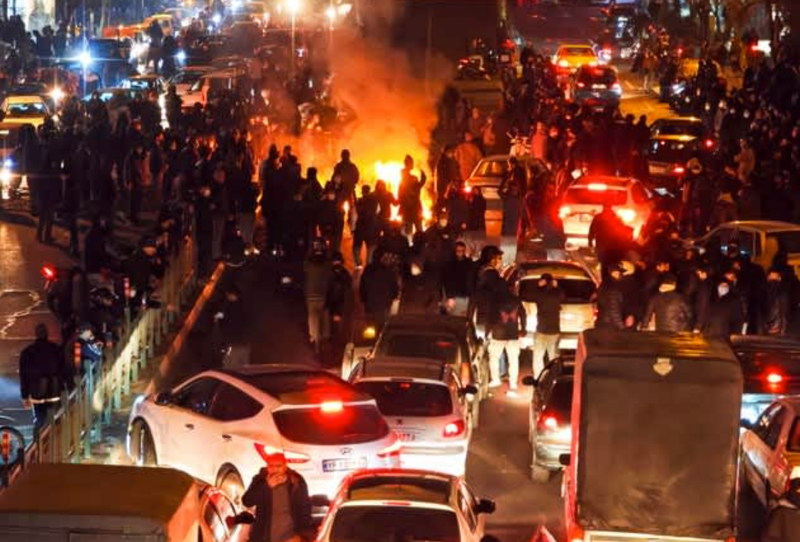 Tömeges letartóztatások Iránban: 50 ezer fölött az őrizetbe vettek száma a tüntetések leverése után