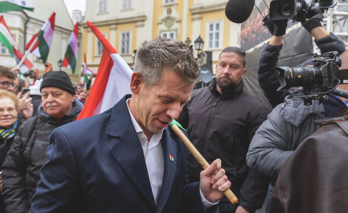 A kopogtatáshoz sincs elég embere a Tiszának vidéken