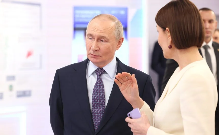 Putyin: segítjük a külföldi szakemberek Oroszországba költözését