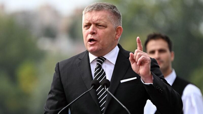 Fico visszaszólt a hollandoknak: „Szívjanak marihuánát és ismerjenek el 70 nemet, de ne fenyegessenek minket”