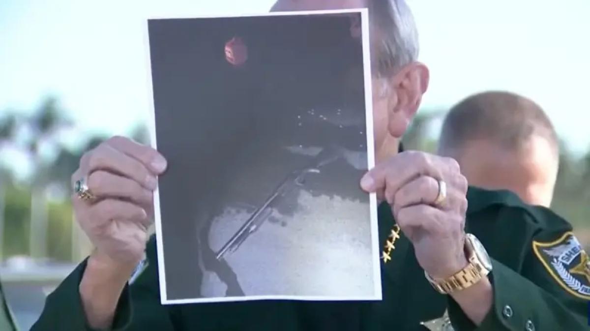 Fegyveres behatoló halt meg Trump Mar-a-Lago rezidenciájánál, FBI-vizsgálat indult