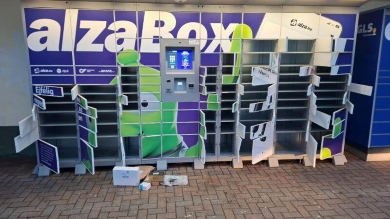 Feltörték az Alza csomagautomatáját Tiszaújvárosban, mindent elvittek belőle