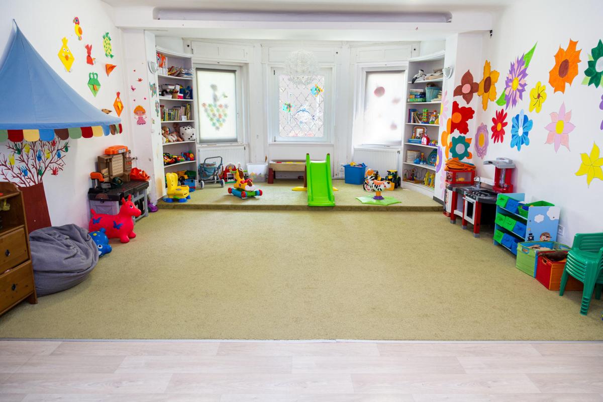 A másságról és transzneműségről okítják a gyerekeket a német ovikban