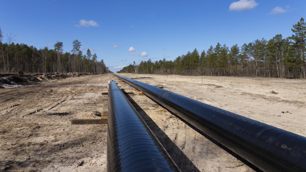 Új dízelvezeték épül Szerbia és Magyarország között