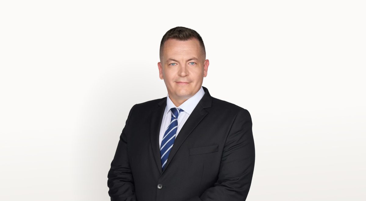 Atomfegyver bevetésével viccelődött és bagatellizálta az ukrán uniós csatlakozás káros következményeit a Tisza makói jelöltje