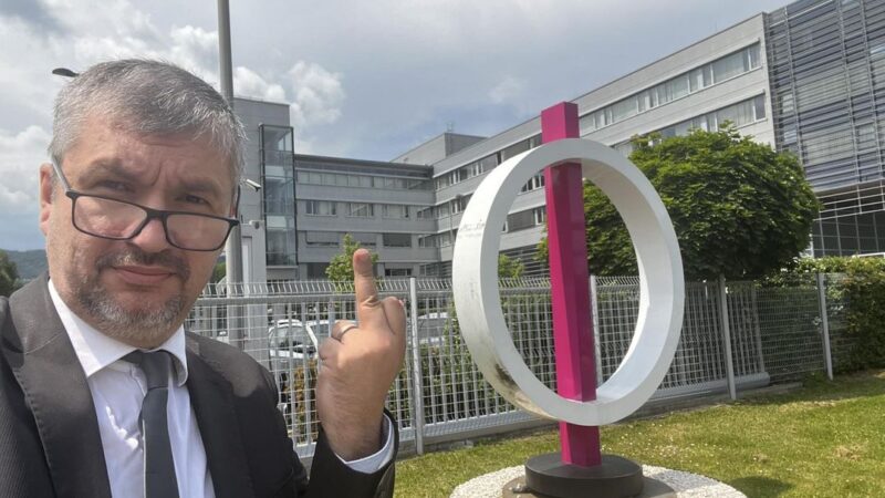 Hadházy megvadult: „Nagyon könnyű lenne lecsukni Orbánt, Lázárt és Szijjártót, csak szándék kérdése”