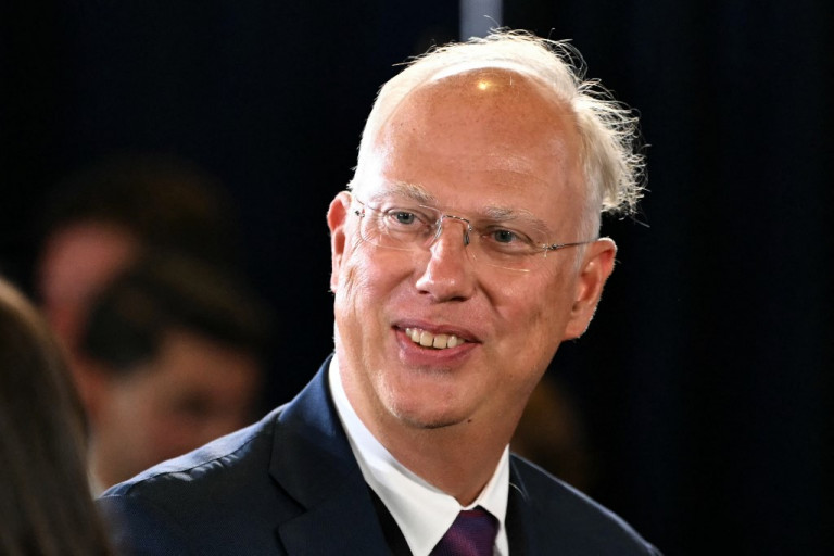 Az oroszok már azon viccelődnek, hogy az európaiak hamarosan sírva fognak könyörögni a gázért és az olajért