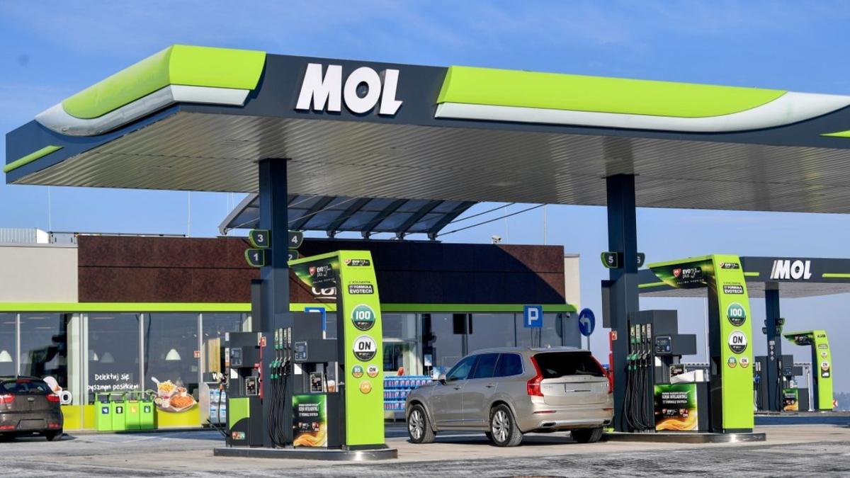 Rendkívüli árazás után védett ár: gyors kormányzati reakció az üzemanyagpiaci sokkra