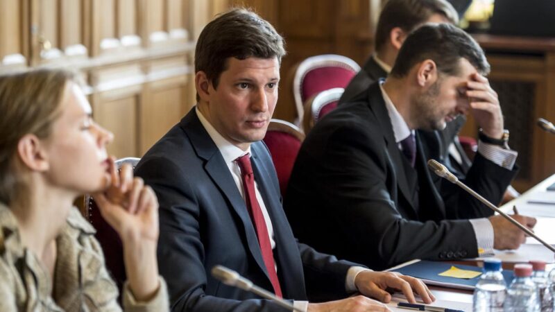 Sajtóhír: döntött Magyar Péter, egykori fideszes államtitkár vezetheti a vagyonvisszaszerzési hivatalt