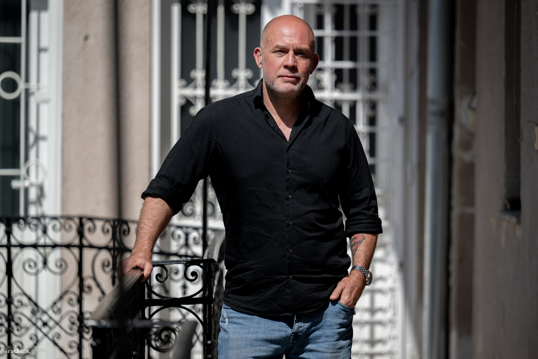 Dopeman: Csipkejózsefváros, visszaadom a díszpolgárságomat, b*zdmeg