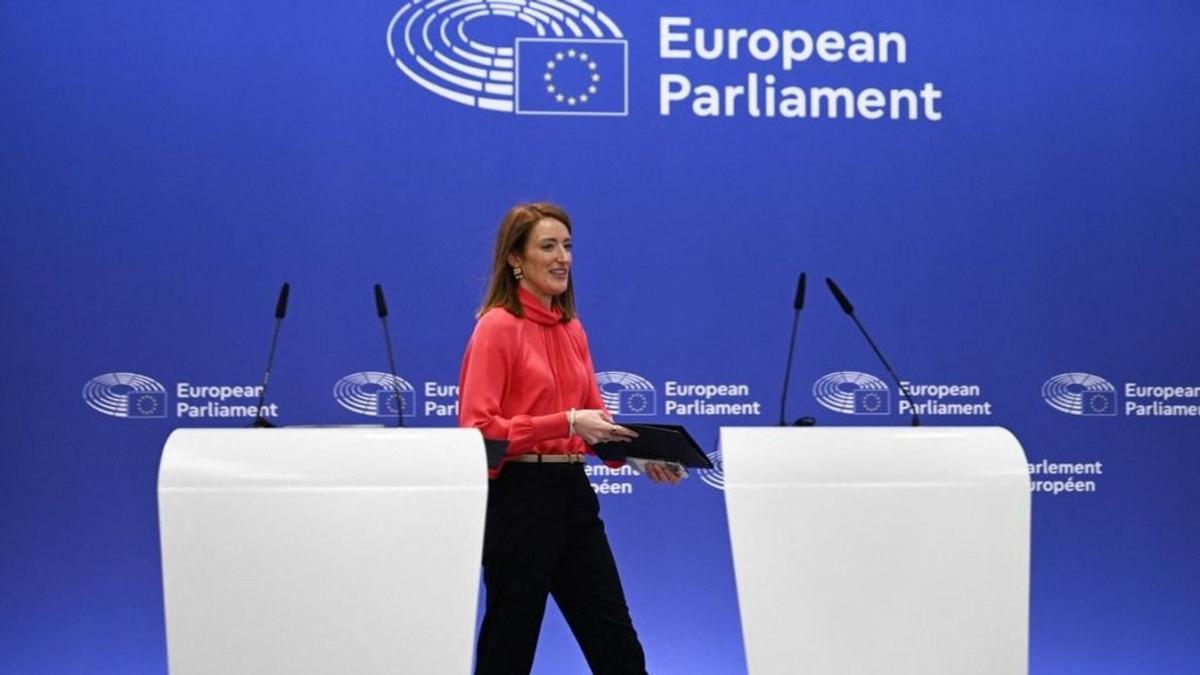 Az Európai Parlament felfüggesztené a PfE frakciójának finanszírozását