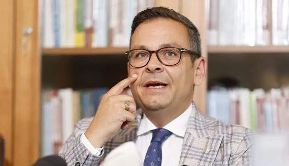 Gerald Grosz: Magyar Péter győzelmével Magyarország elveszíti az identitását