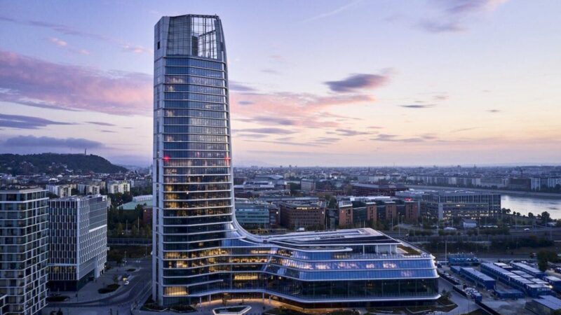 Amikor a politika belenyúl a piacba: így égett el 180 milliárd a MOL-nál