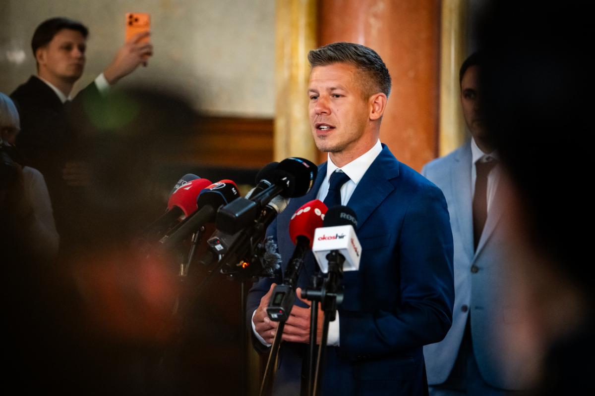 Magyar Péter bejelentette: 16 minisztérium lesz a Tisza-kormányban