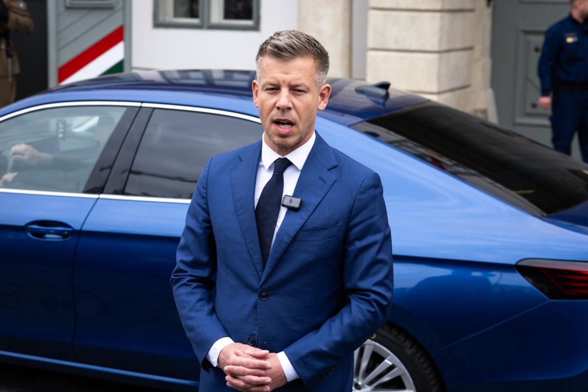 Magyar Péter: Ha köztársasági elnök nem mond le, akkor el fogjuk távolítani