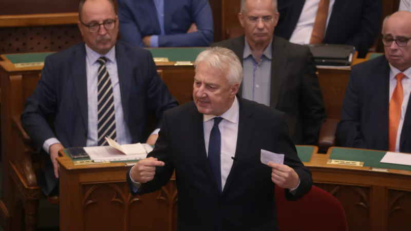 Három KDNP-s politikus, köztük Semjén Zsolt sem ül be a Parlamentbe