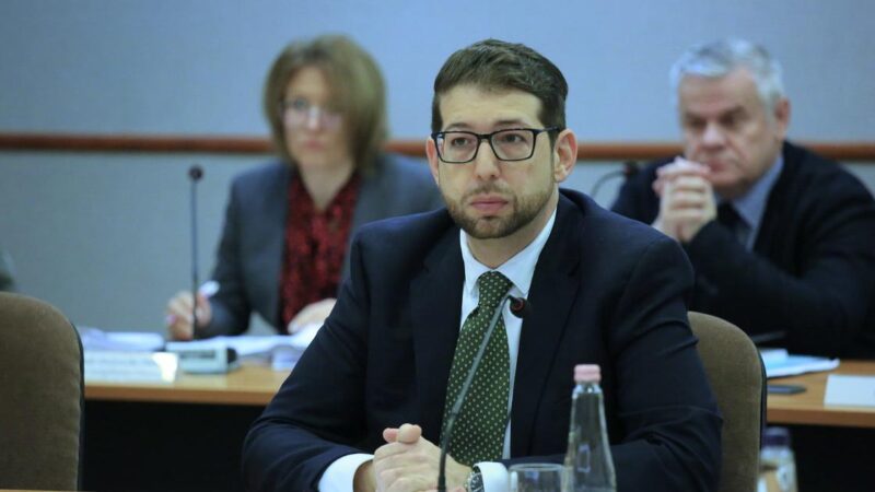 Visszalép a DK-s jelölt Nagy Ervin körzetében