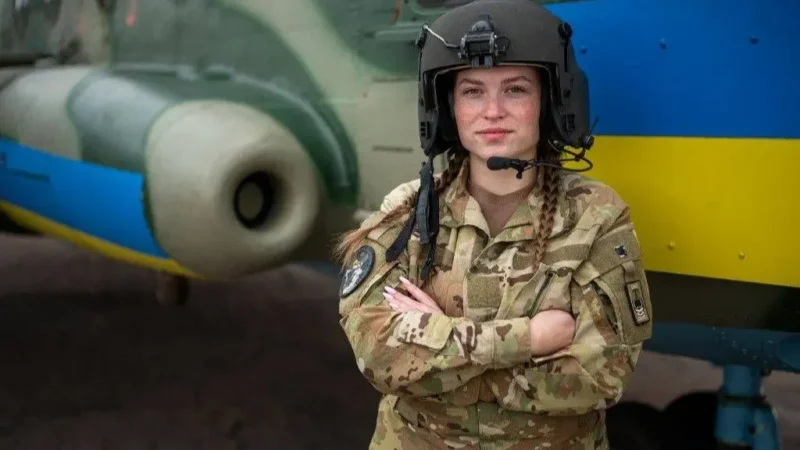 Elfogynak a katonák Ukrajnában: Zelenszkij elrendelné a nők kötelező sorozását