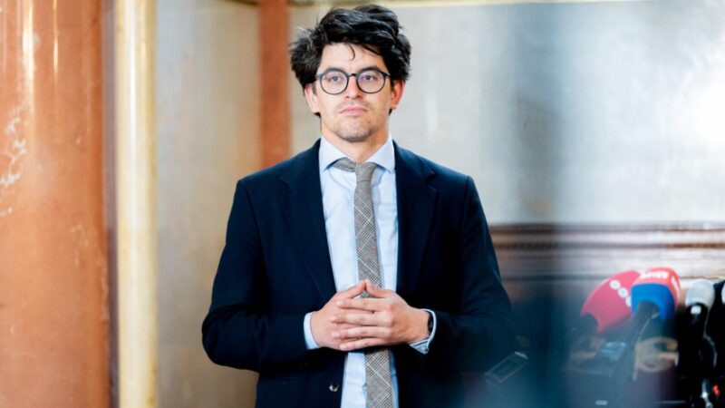 Velkey György László lesz a Tisza Párt egyik frakcióvezető-helyettese