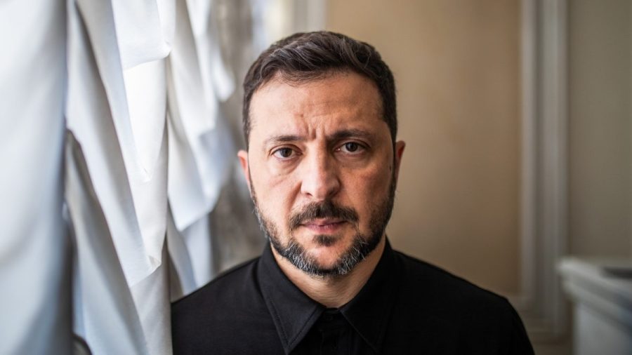 TASZSZ: fizetnek a Magyarországon élő ukránoknak a kormányellenes tüntetésekért