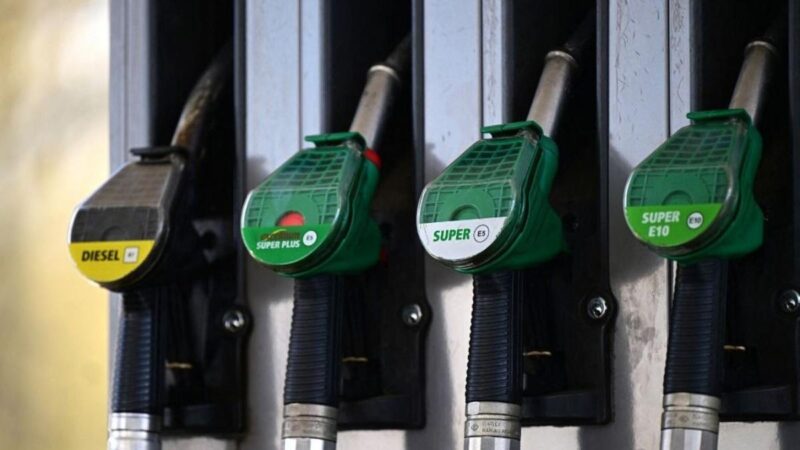 Elszálltak az üzemanyagárak Németországban, az autósok már egyre nehezebben viselik az áremelkedést