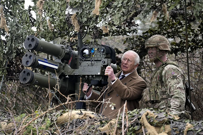 A brit Háborús Könyv aktiválása