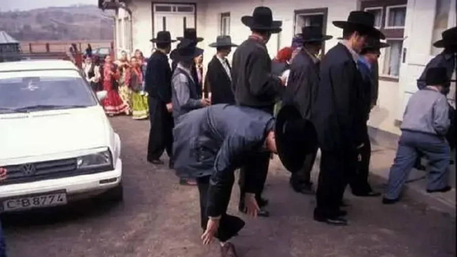 Tömeges okirat-hamisítás és választási csalás gyanúja merült fel a cigányság nemzetiségi listája kapcsán