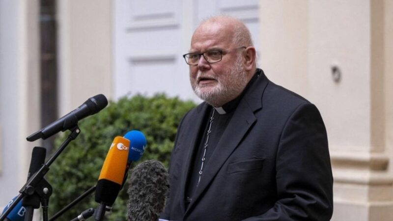 Németország bíborosa elrendelte a homoszexuális párok megáldását