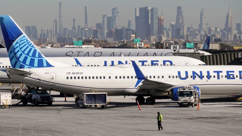 The Telegraph: világszerte törlik a járatokat a repülőgép-üzemanyag árak emelkedése miatt