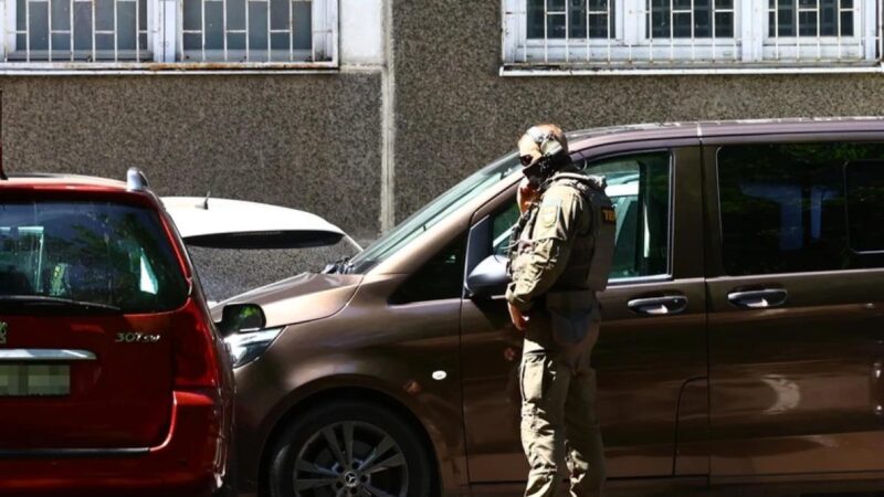 Túszejtés volt Kelenföldön, mesterlövészek is érkeztek a helyszínre