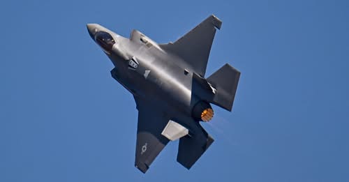 Riasztották a NATO repülőgépeit, orosz bombázók tűntek fel a Baltikum fölött