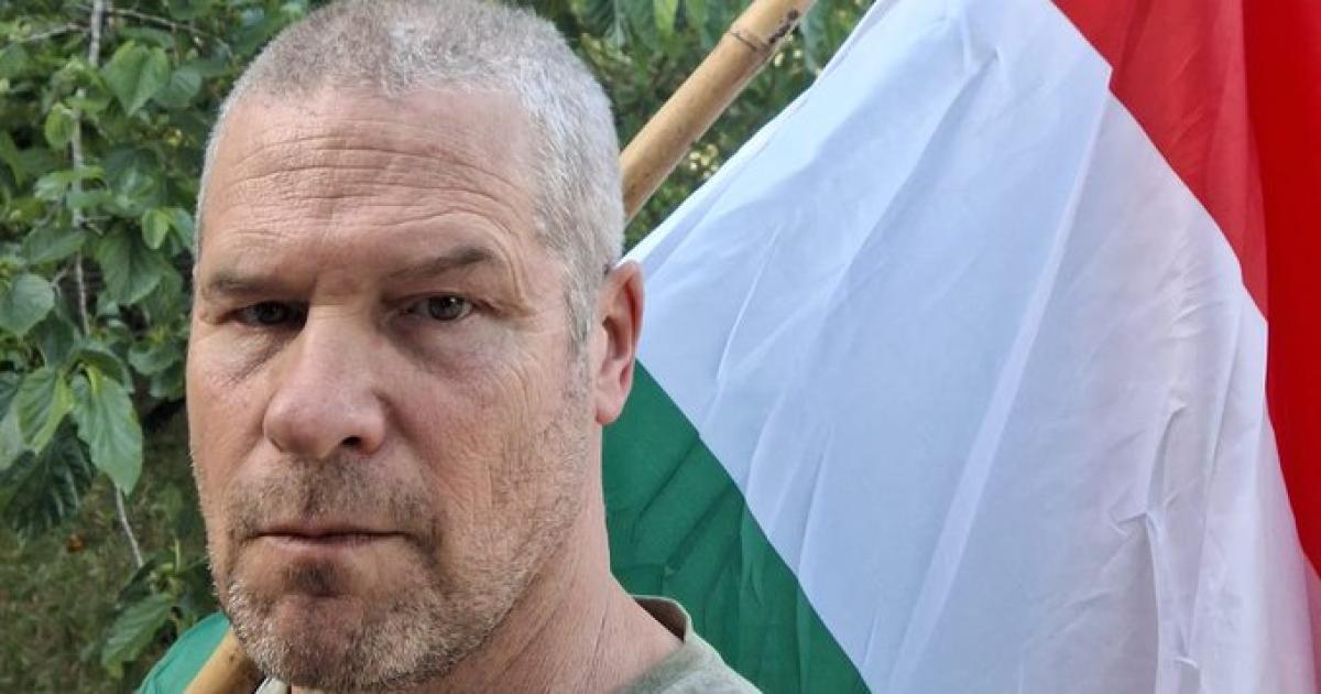 Az izraeli rendőrség elkobzott egy magyar zászlót, mert hasonlít a palesztinra