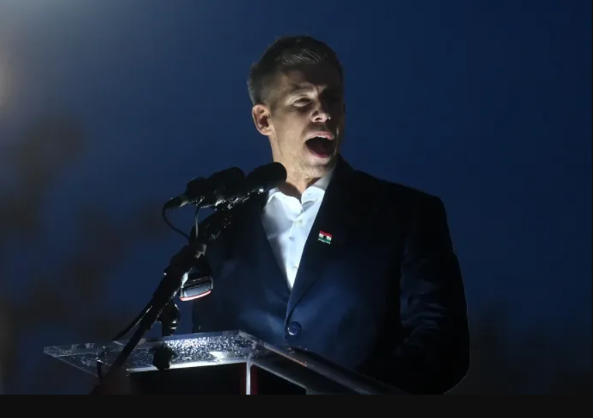 Párttal a néppel egy az utunk