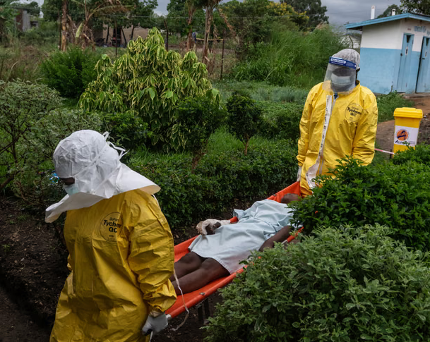 Kongói Ebola-járvány: Egy hét alatt megháromszorozódott a gyanús esetek száma, a WHO kongatja a vészharangot