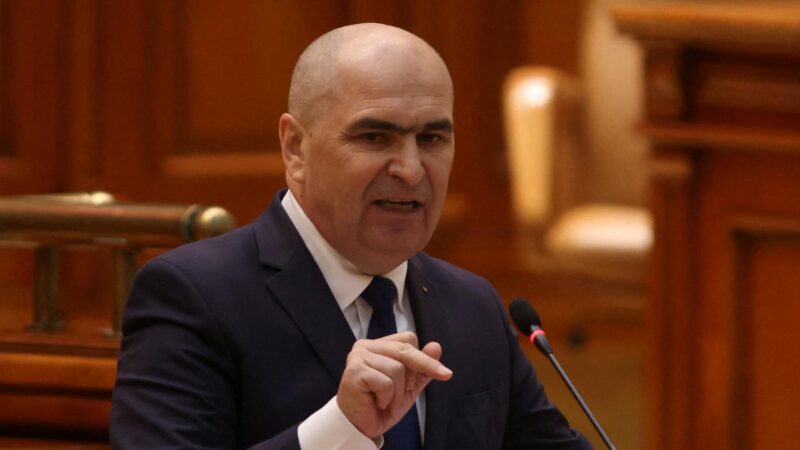 Megbukott az Ilie Bolojan vezette kormány