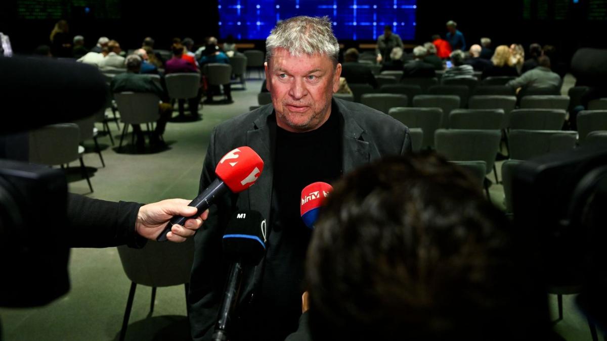 Kálomista Gábor: Magyar Péter politikájában a TikTok fontosabb szerepet kap, mint a szakpolitikai teljesítmény